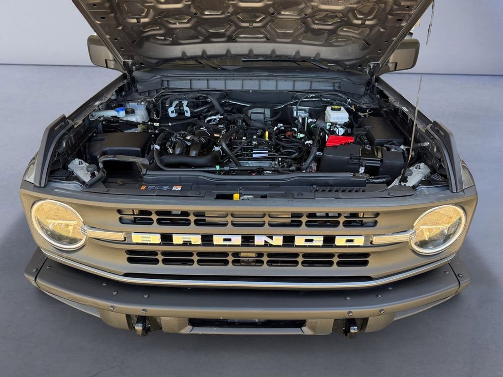 Used 2022 Ford Bronco Black Diamond AWD/4WD image 18