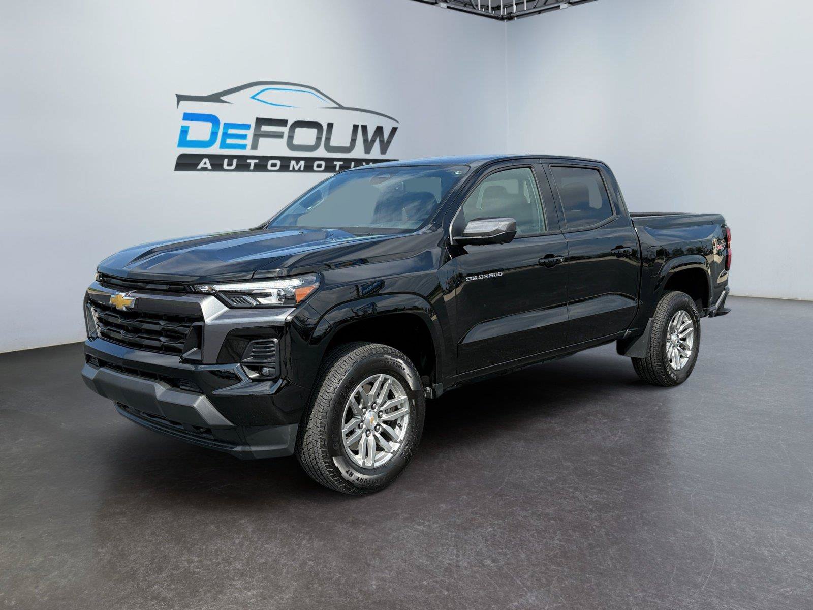 Used 2026 Chevrolet Colorado LT w/ LT Convenience Package AWD/4WD image 7