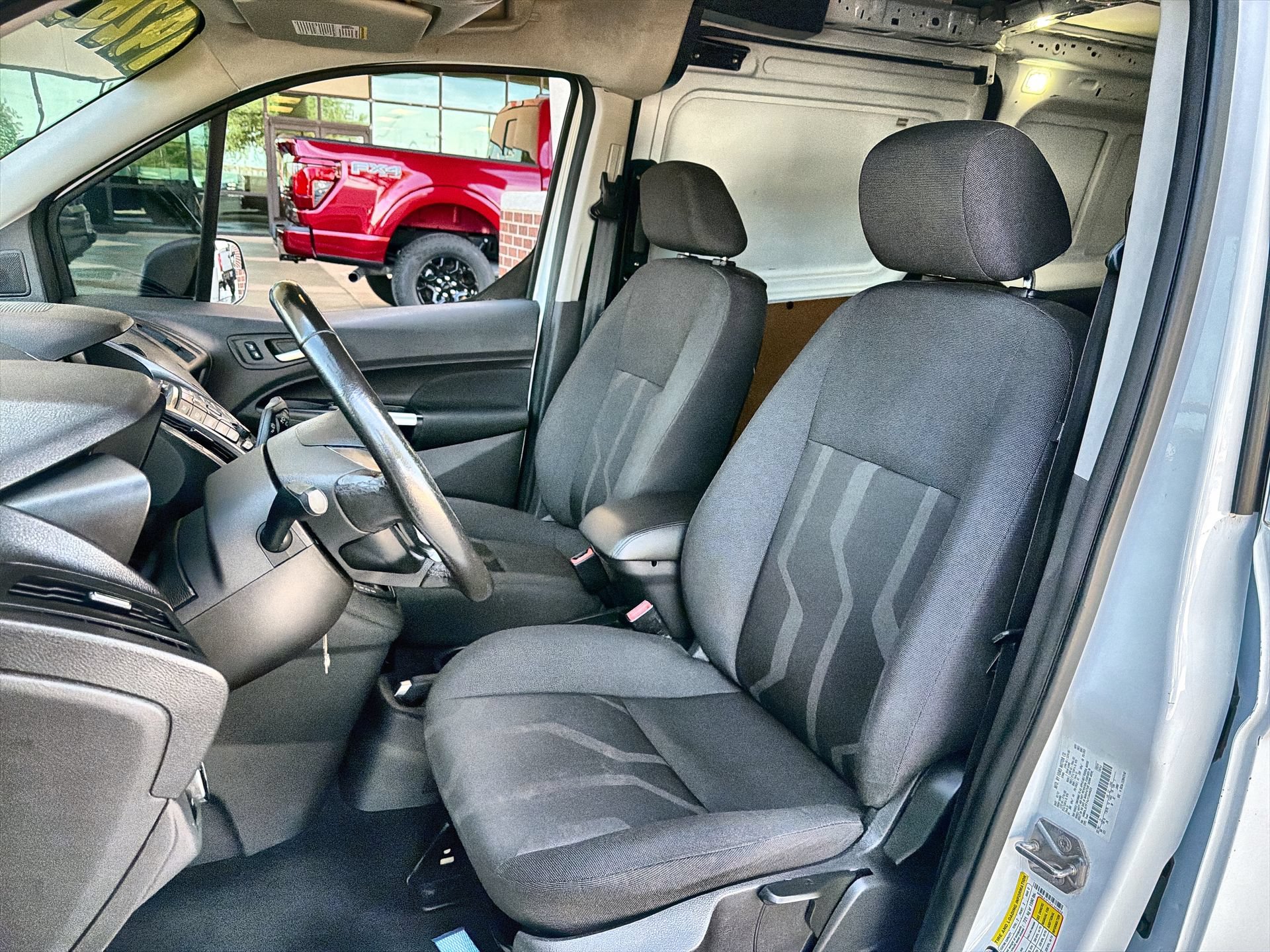 Certified 2018 Ford Transit Connect XLT FWD image 11
