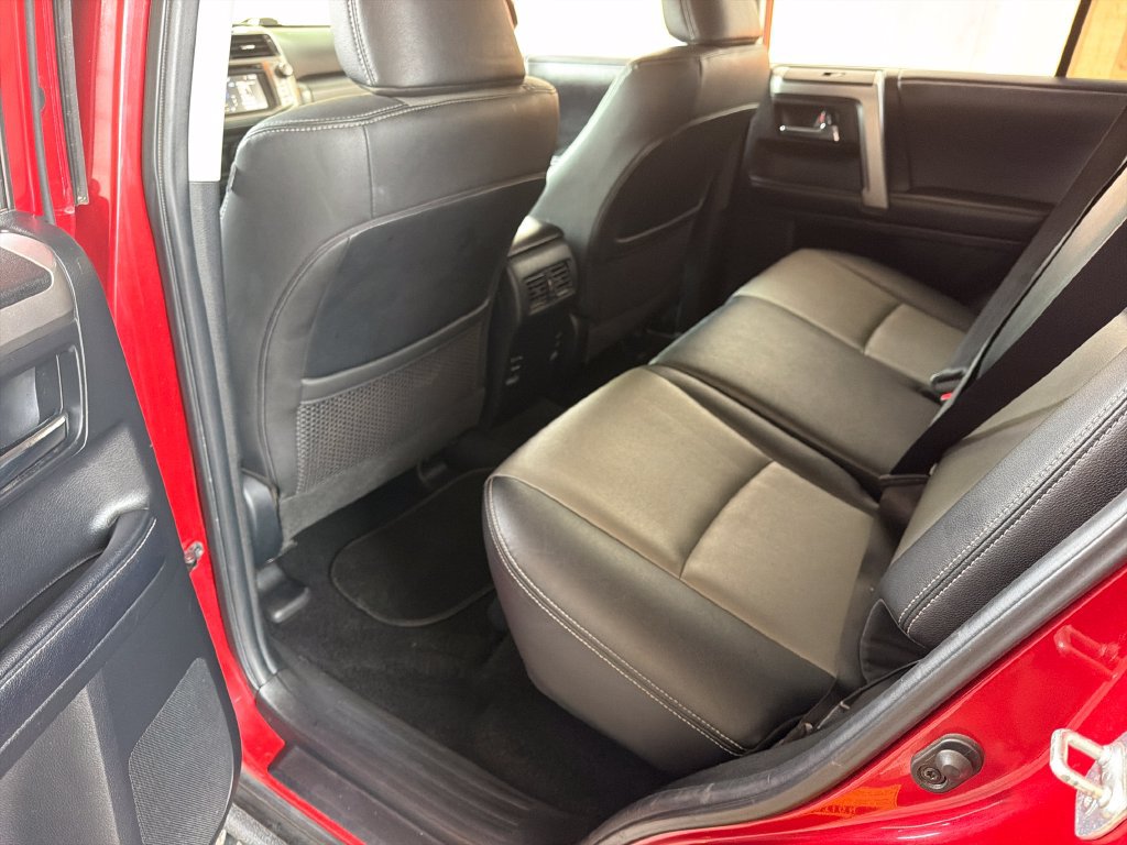 Used 2019 Toyota 4Runner SR5 Premium AWD/4WD image 27