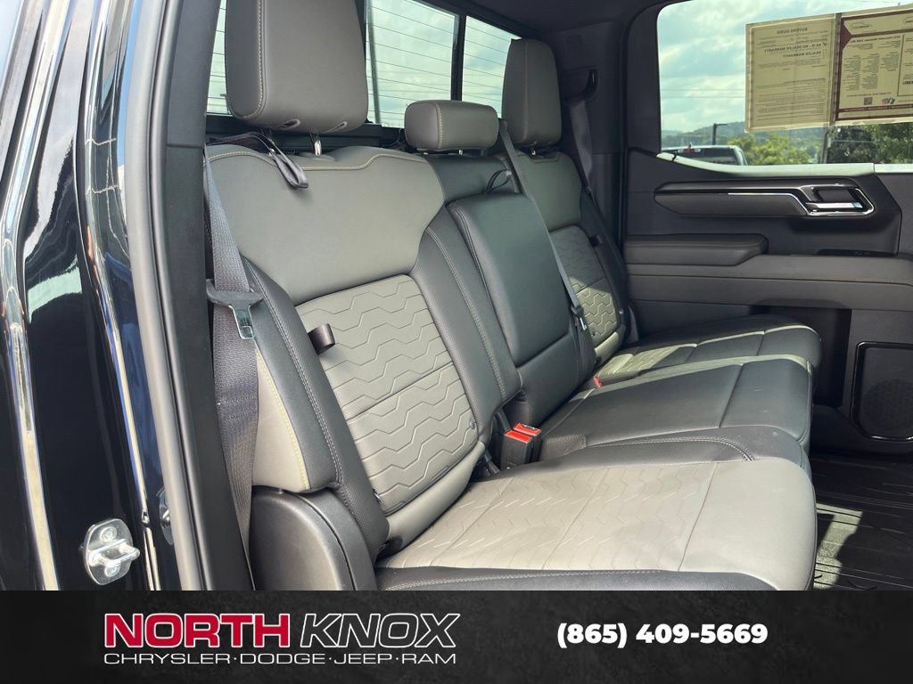 Used 2022 Chevrolet Silverado 1500 ZR2 w/ Technology Package AWD/4WD image 24