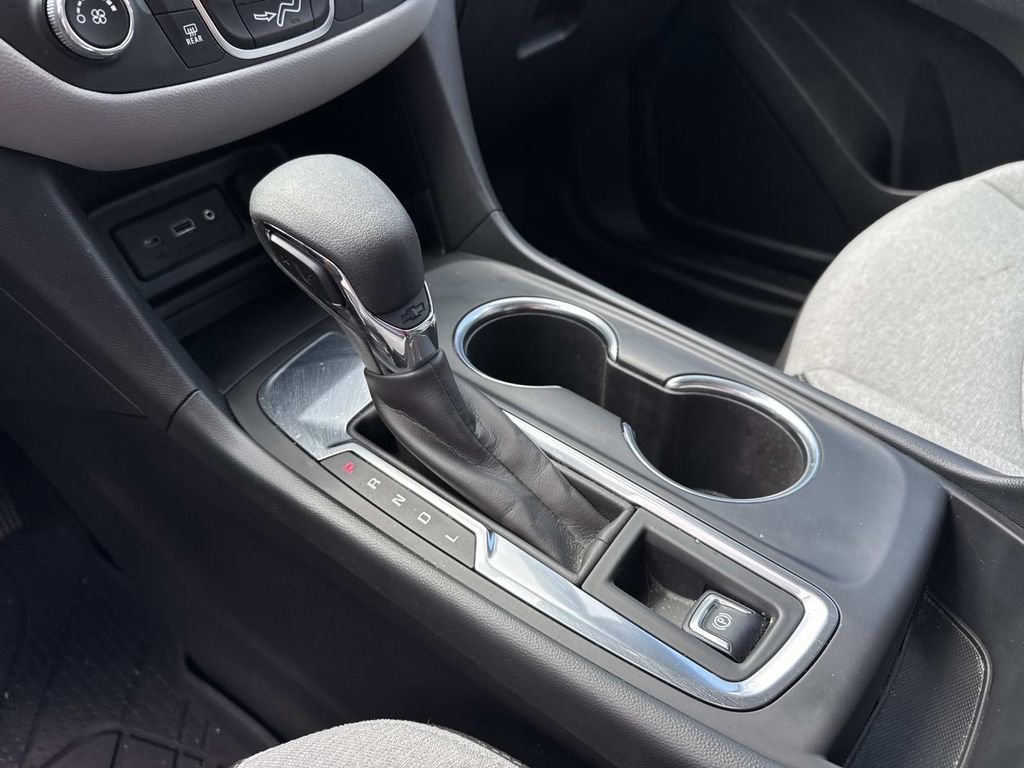 Used 2024 Chevrolet Equinox LS w/ LS Convenience Package FWD image 26