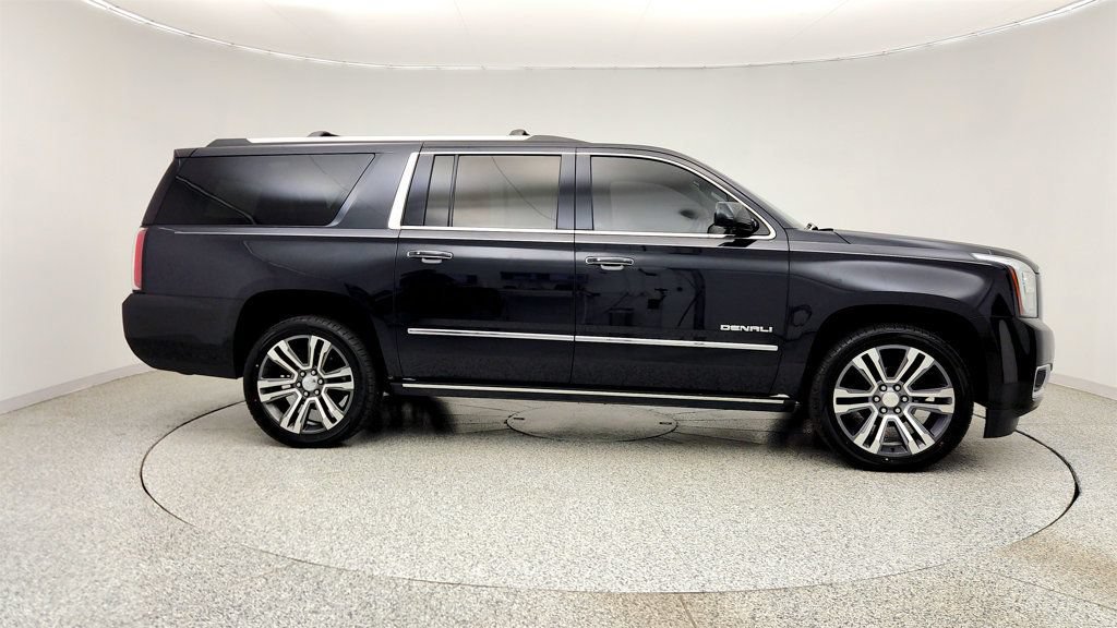 Used 2020 GMC Yukon XL Denali w/ Denali Ultimate Package AWD/4WD image 4