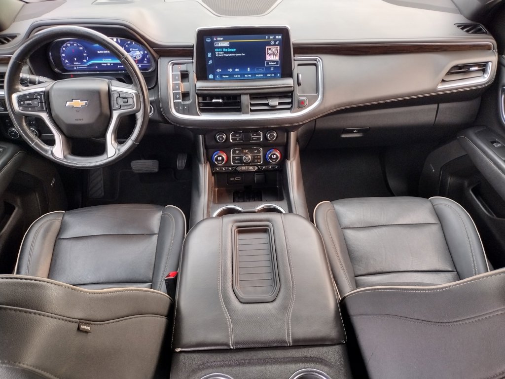 Used 2022 Chevrolet Suburban Premier AWD/4WD image 6