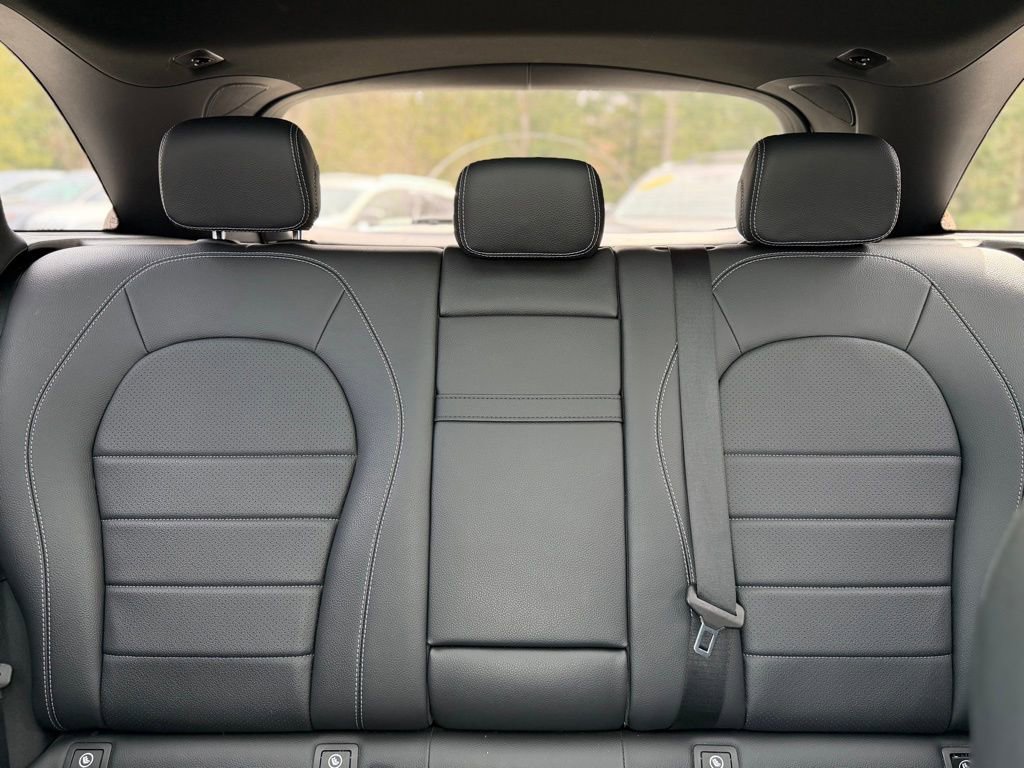 Used 2021 Mercedes-Benz GLC 300 4MATIC image 15