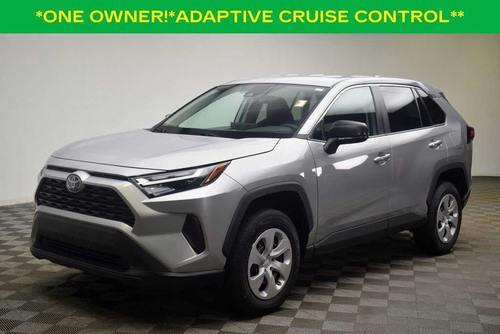 Used 2024 Toyota RAV4 LE image 3