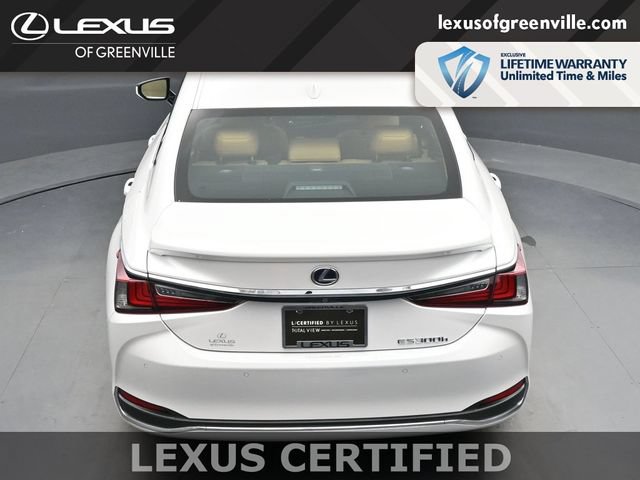 Certified 2022 Lexus ES 300h Ultra Luxury w/ Accessory Package 2 FWD image 43