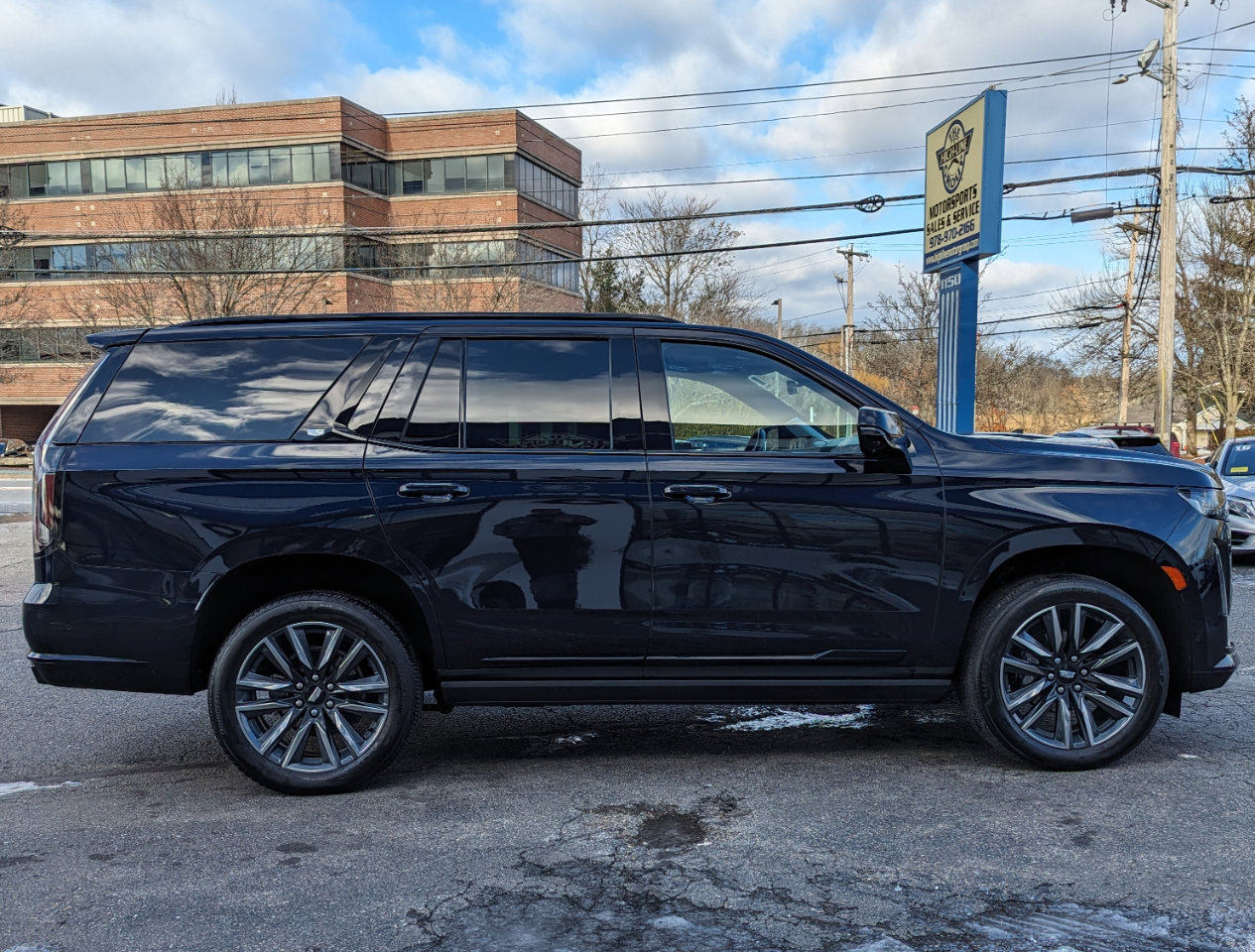 Used 2023 Cadillac Escalade Sport Platinum w/ LPO, Floor Liner Package image 6