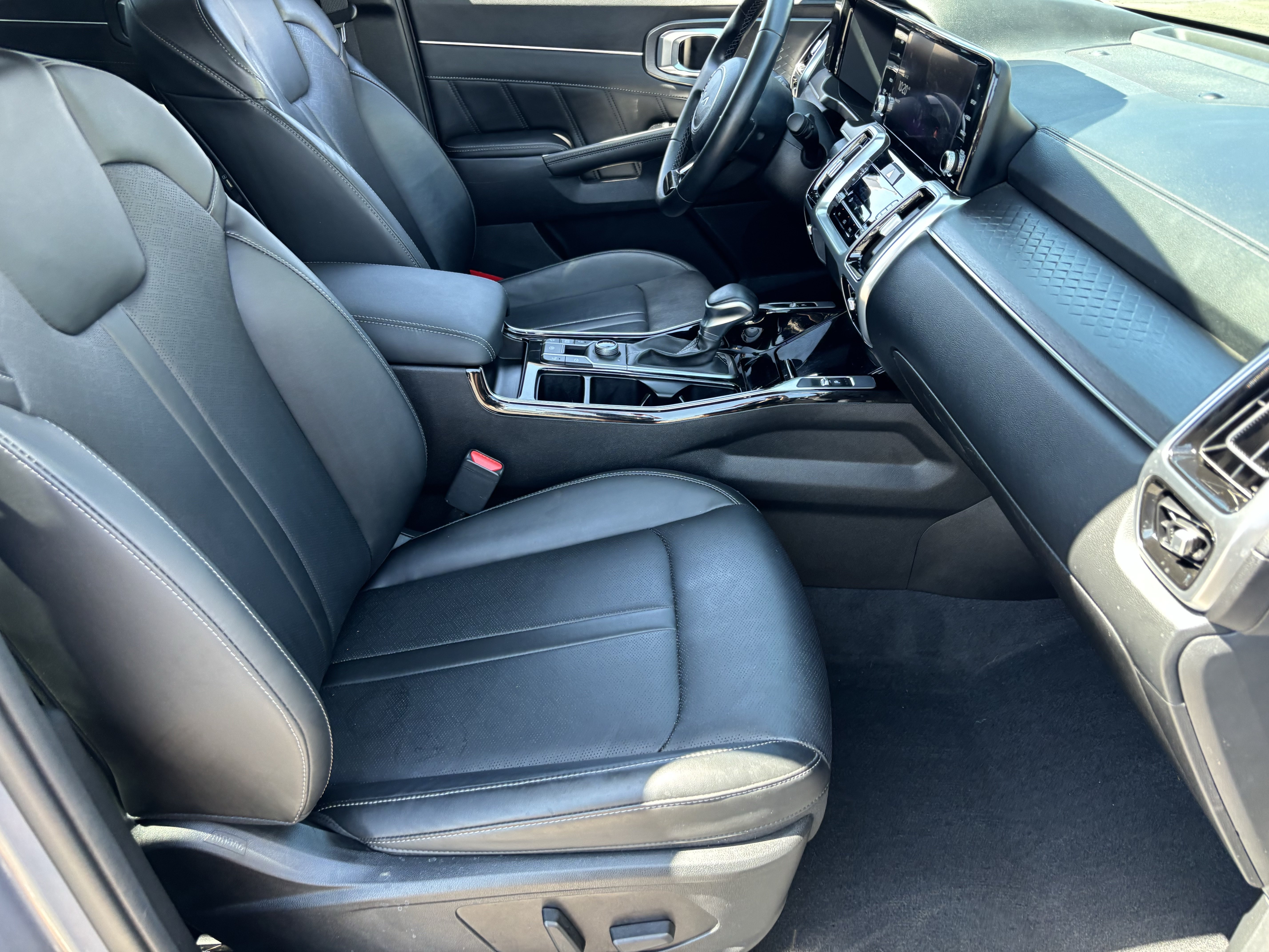 Certified 2023 Kia Sorento SX AWD/4WD image 9