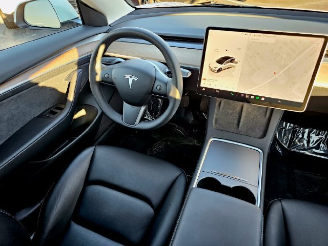 Used 2023 Tesla Model 3 Standard Range RWD image 29