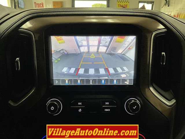 Used 2019 Chevrolet Silverado 1500 High Country w/ Technology Package AWD/4WD image 18