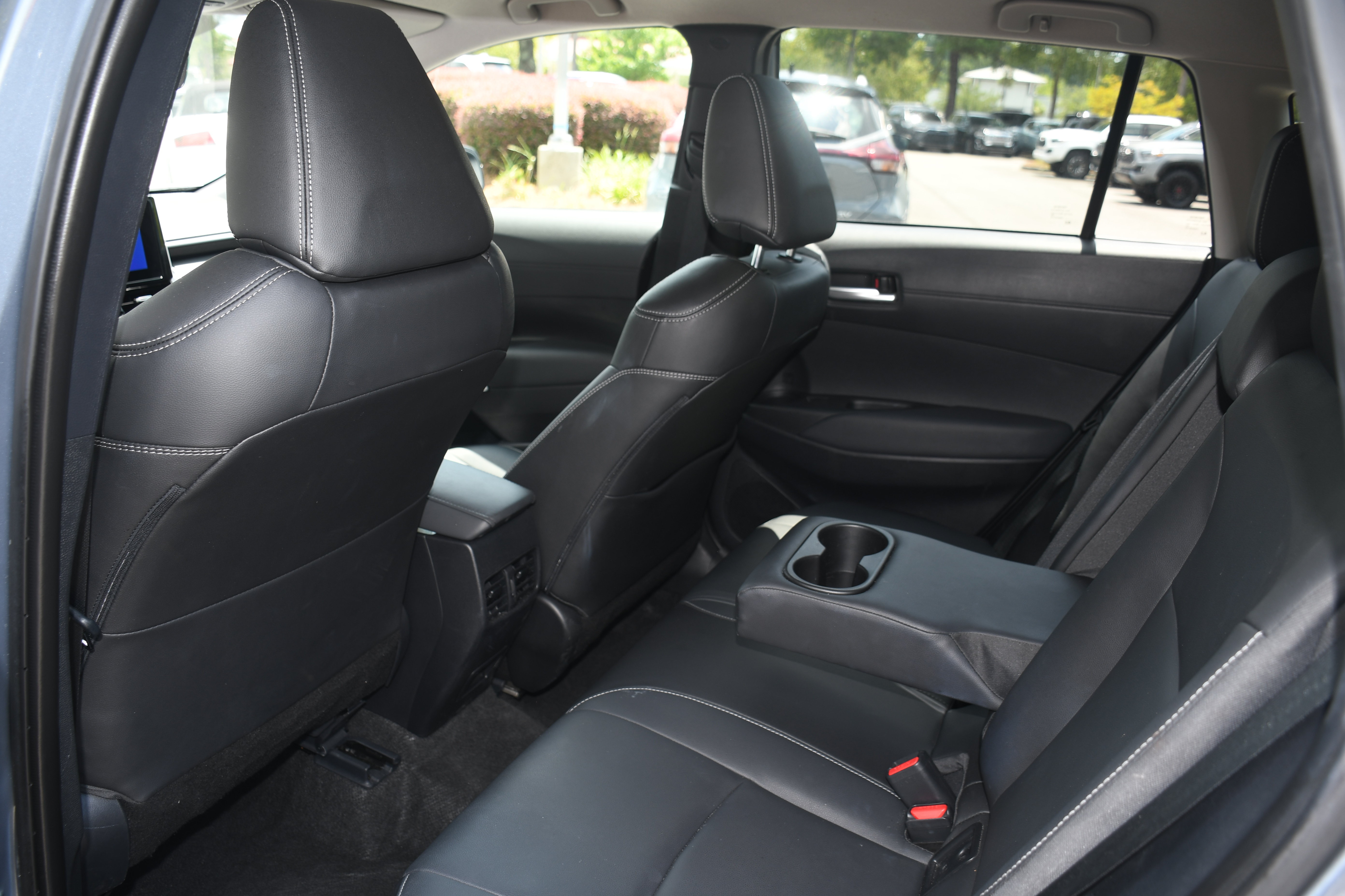 Certified 2025 Toyota Corolla Cross XLE FWD image 15