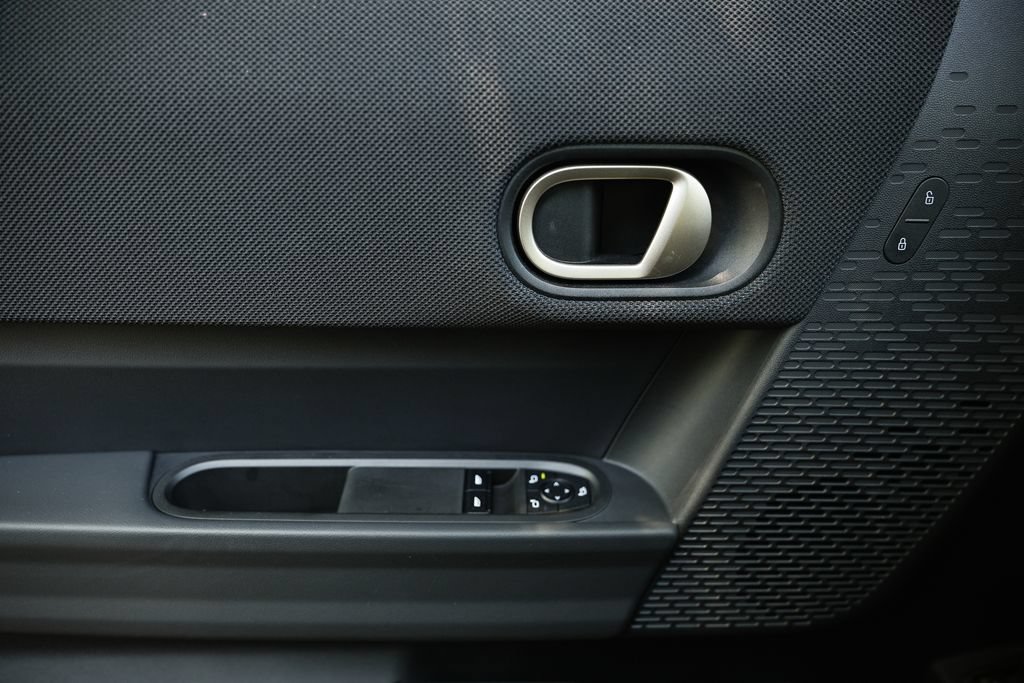 Used 2025 MINI Cooper S FWD image 14