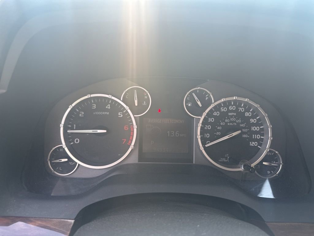 Used 2017 Toyota Tundra Limited w/ Limited Premium Package AWD/4WD image 11