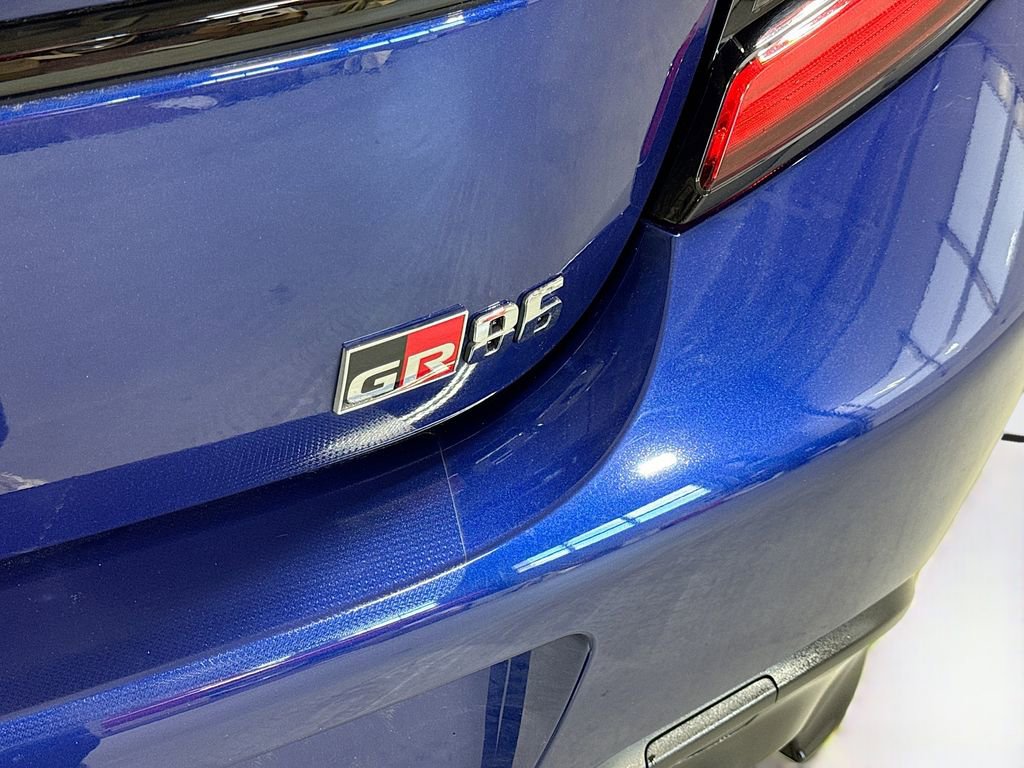 Used 2023 Toyota GR86 w/ ALL Weather Mat Package (TMS) image 11