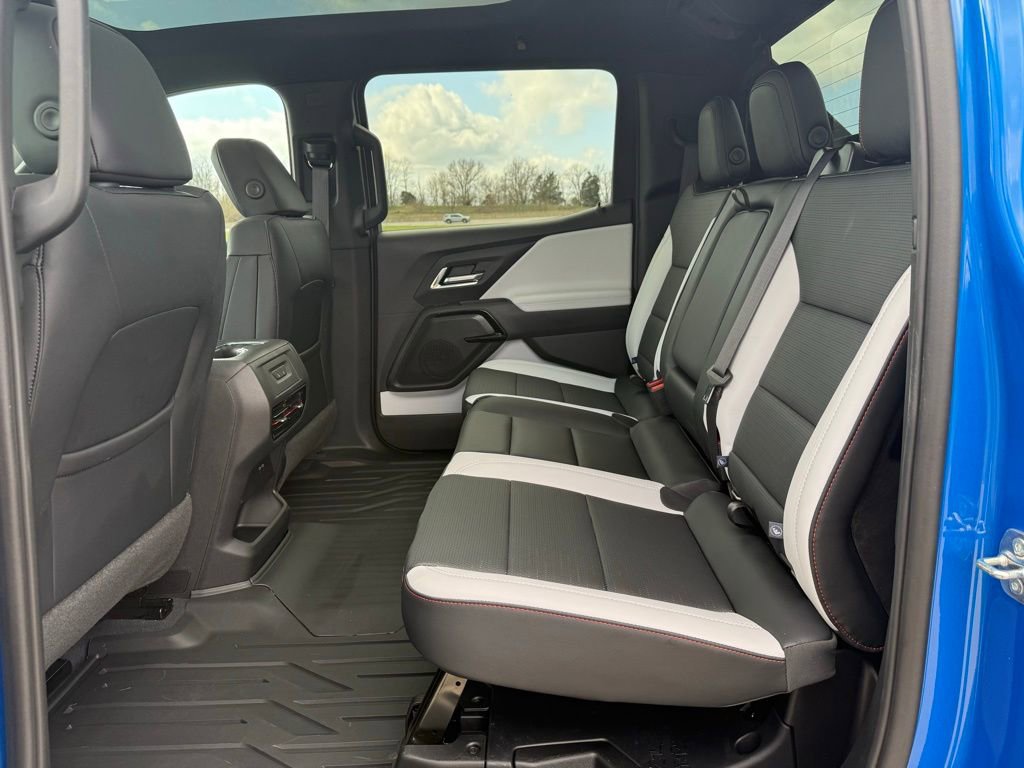 Used 2025 Chevrolet Silverado EV RST image 15