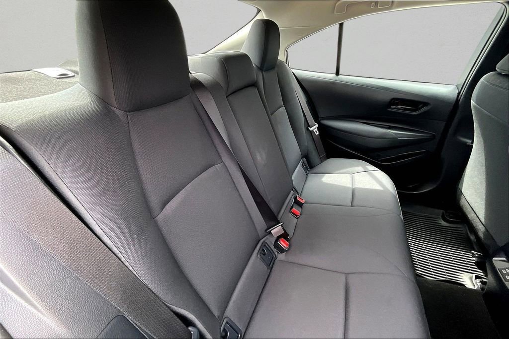 Used 2026 Toyota Corolla LE image 23