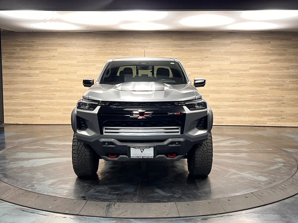 Used 2024 Chevrolet Colorado ZR2 w/ Technology Package AWD/4WD image 9