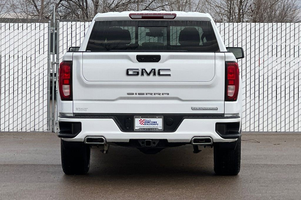 Used 2023 GMC Sierra 1500 Elevation w/ Preferred Package image 5