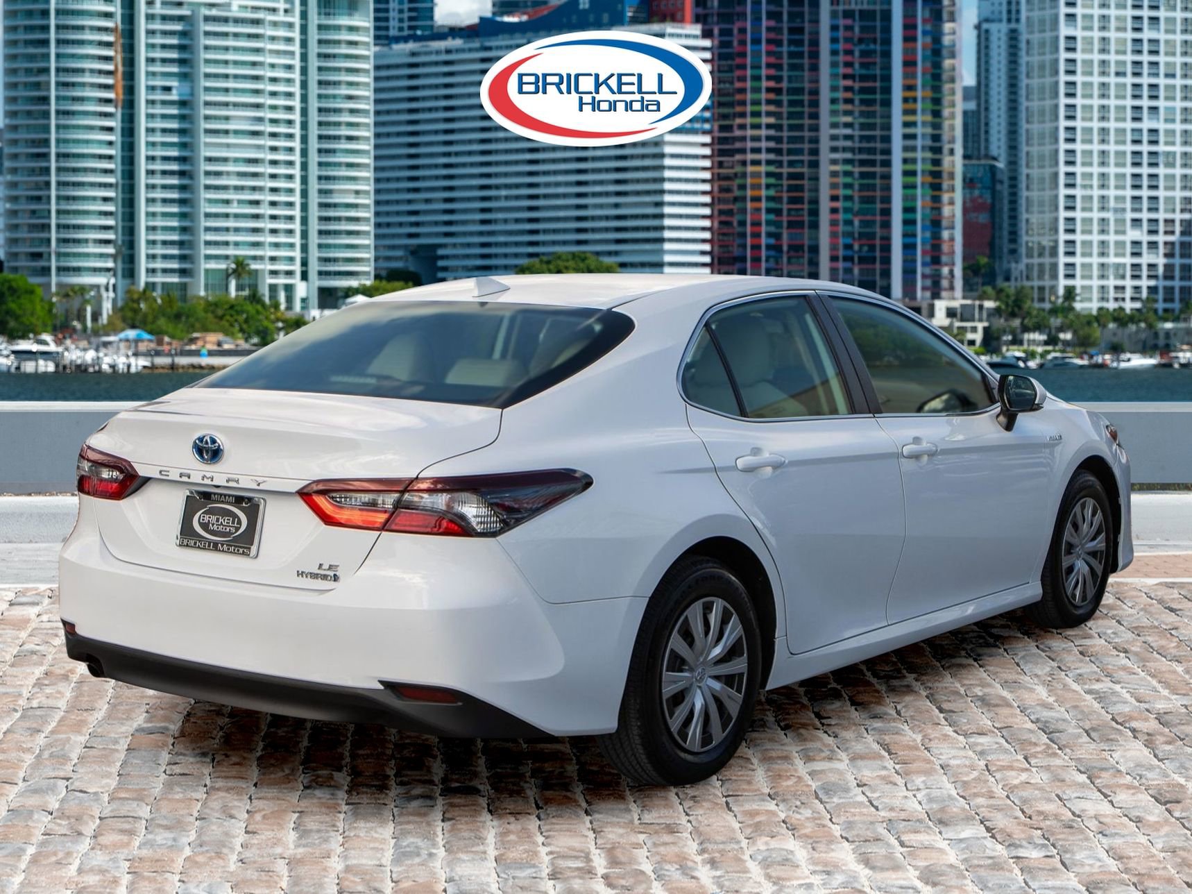 Used 2023 Toyota Camry LE image 5