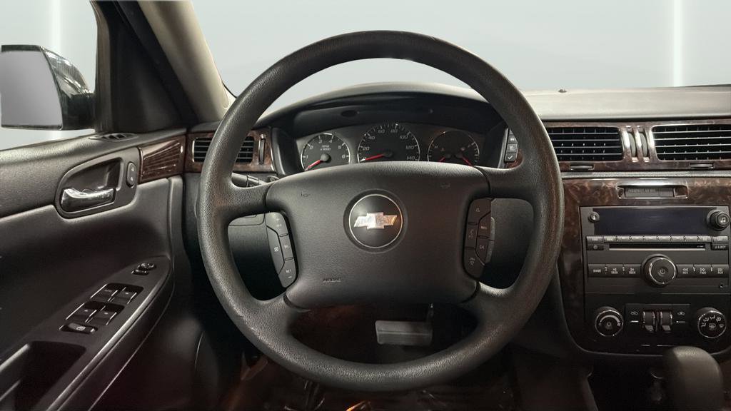 Used 2016 Chevrolet Impala LT image 22