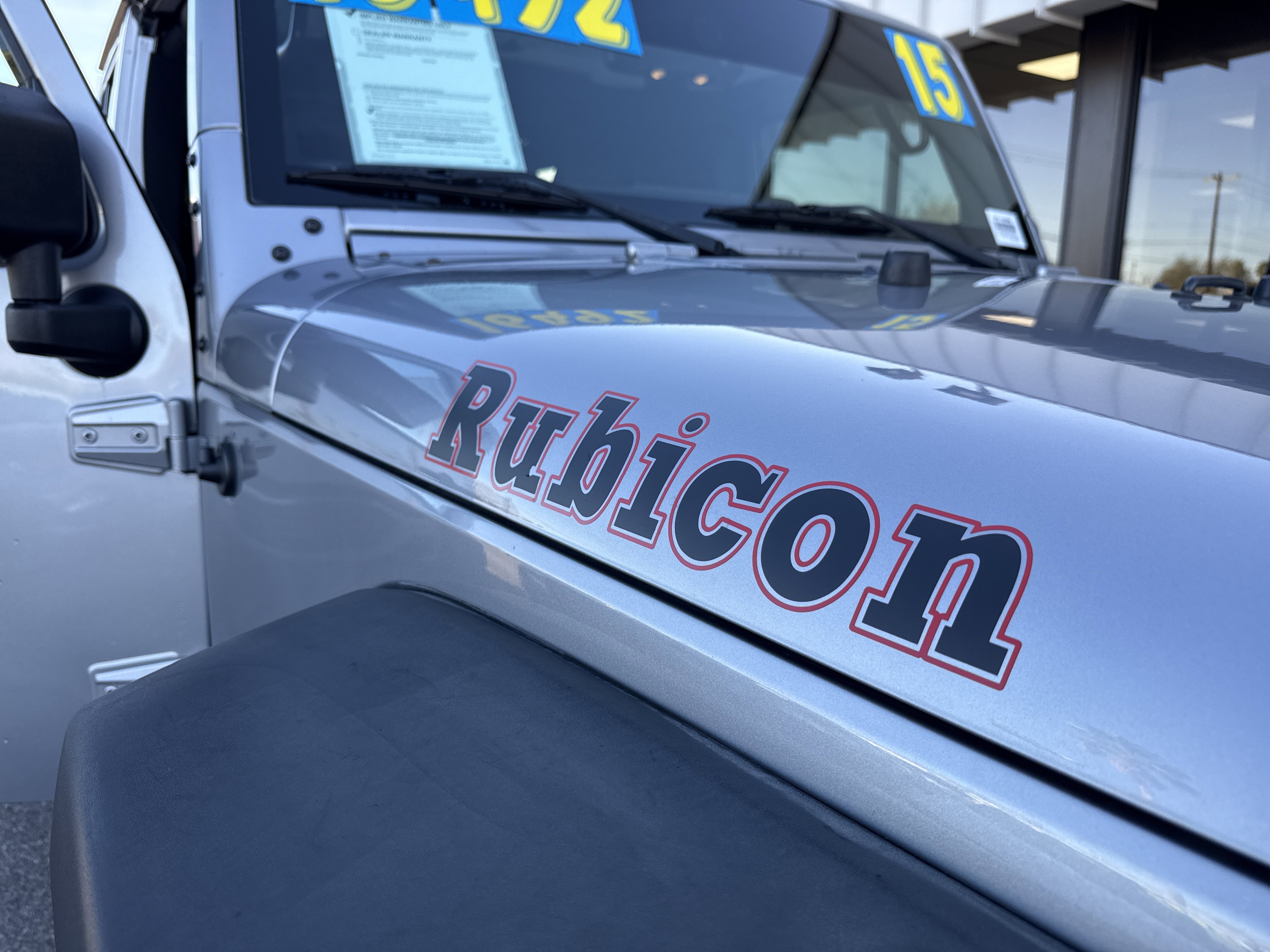 Used 2015 Jeep Wrangler Unlimited Rubicon w/ Connectivity Group image 37