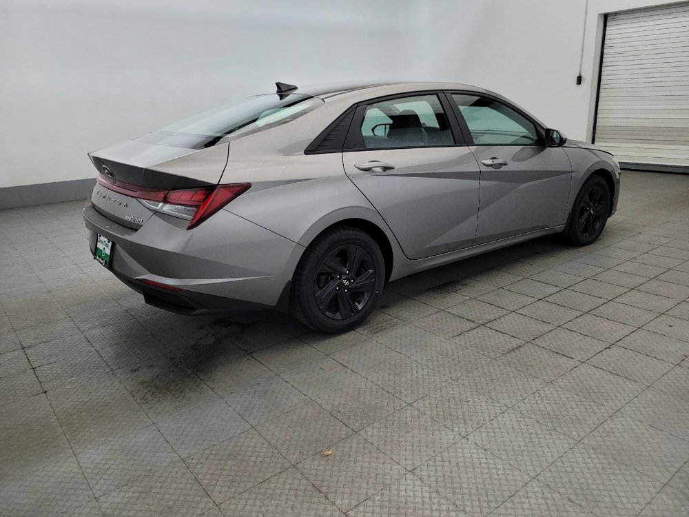 Used 2023 Hyundai Elantra Blue FWD image 10