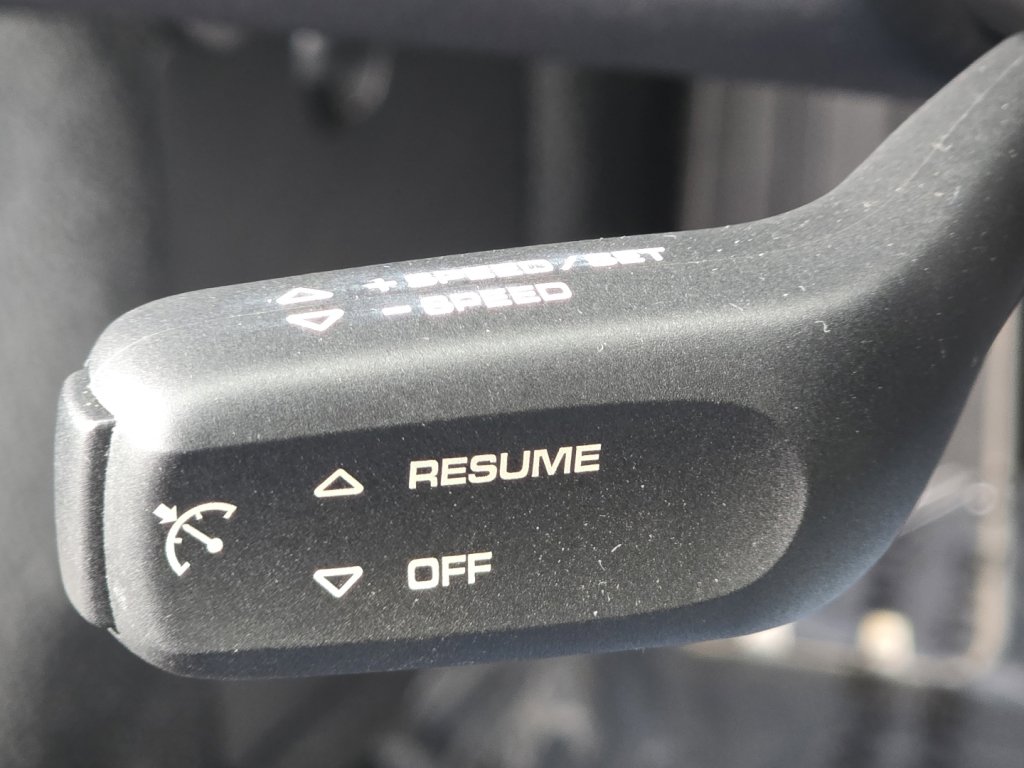 Used 2017 Porsche 911 Turbo image 27