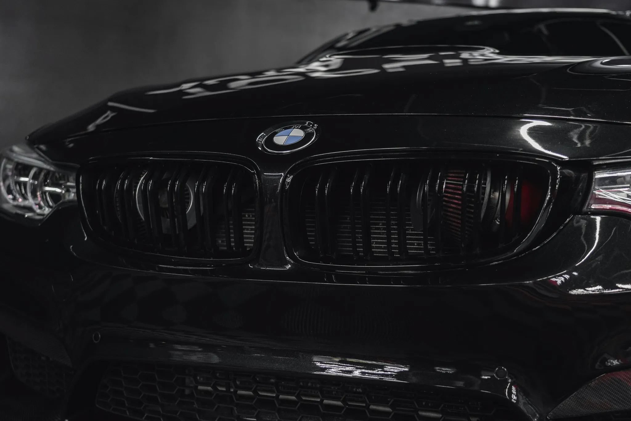 Used 2015 BMW M4 Coupe w/ Executive Package RWD image 5