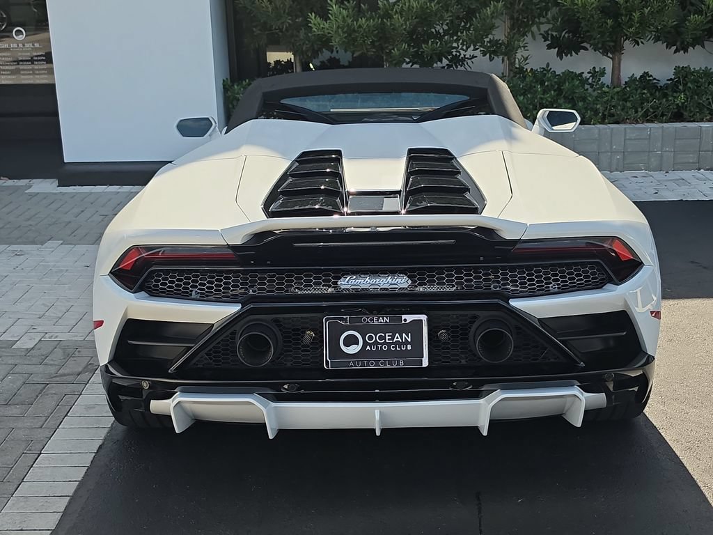 Used 2021 Lamborghini Huracan EVO RWD image 5