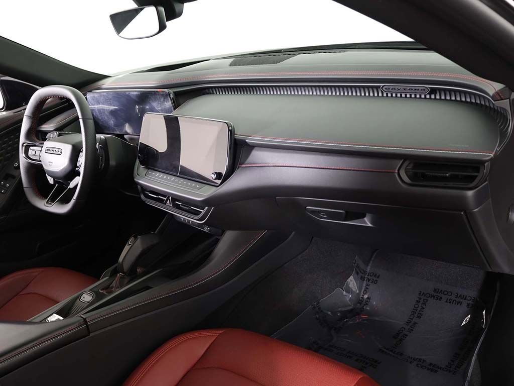 Used 2024 Dodge Charger R/T w/ Plus Group image 27