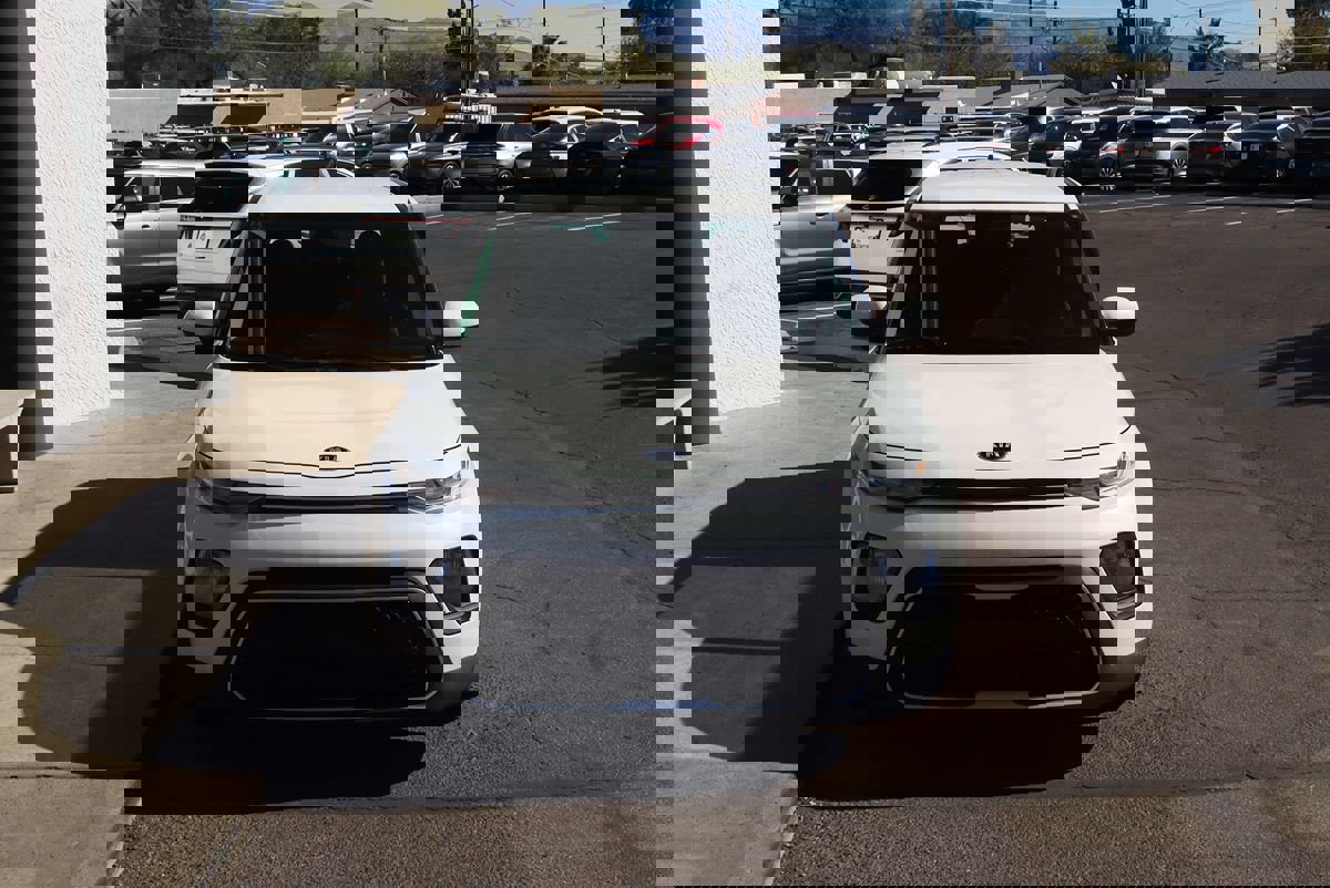 Used 2020 Kia Soul S FWD image 15