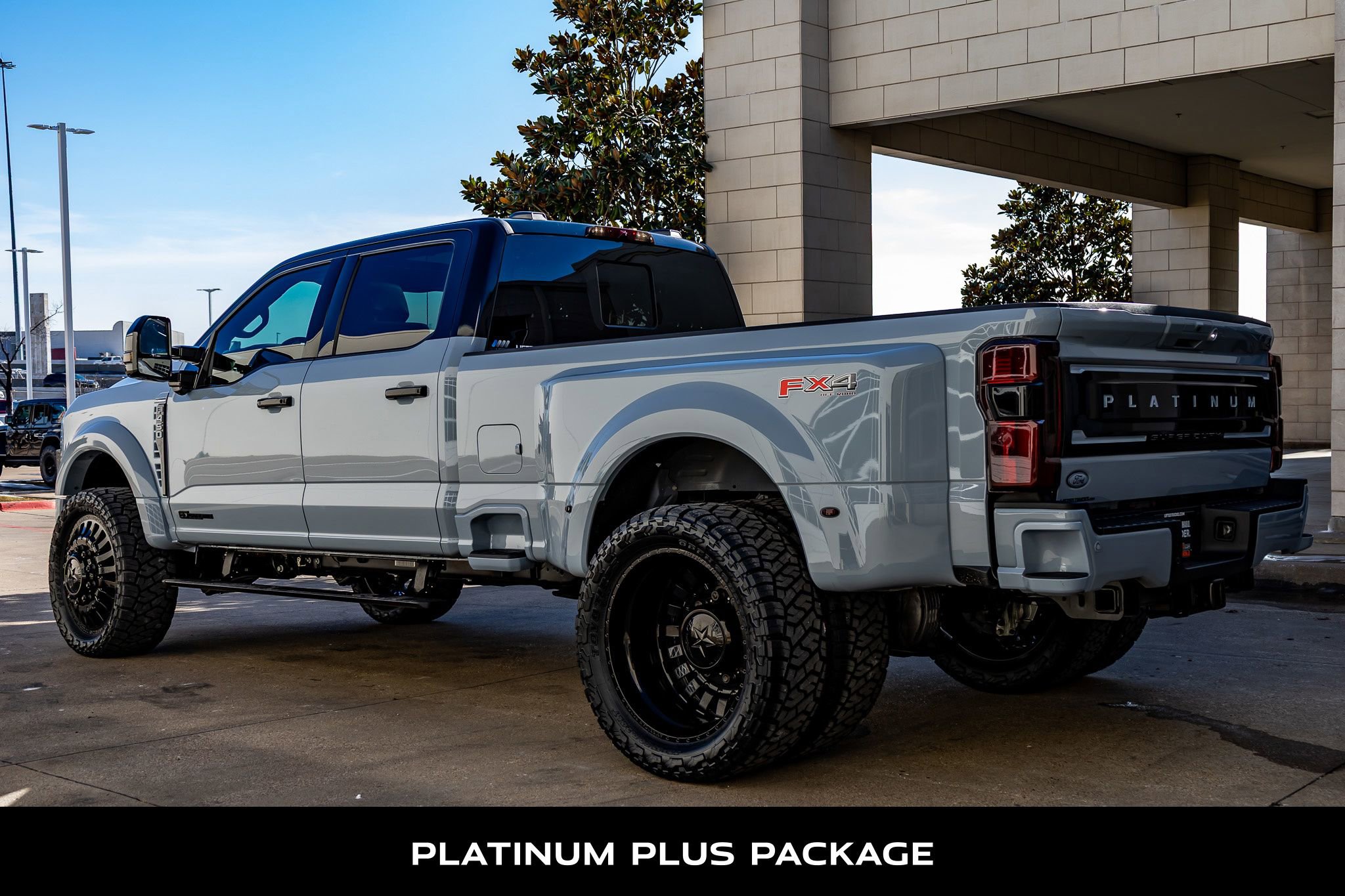 Used 2026 Ford F450 Platinum w/ Platinum Plus Package image 7