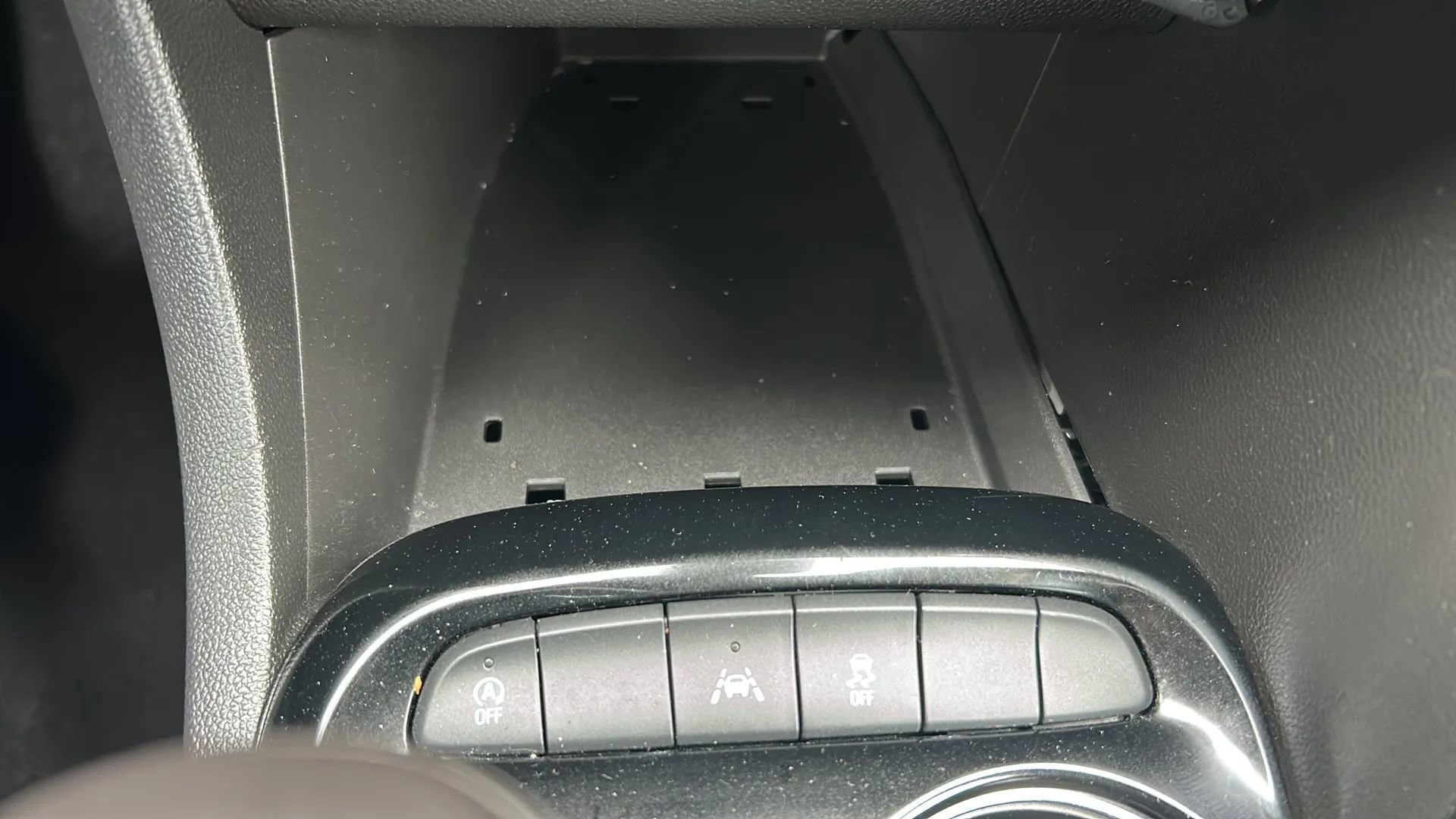 Used 2020 Buick Encore GX Select FWD image 23