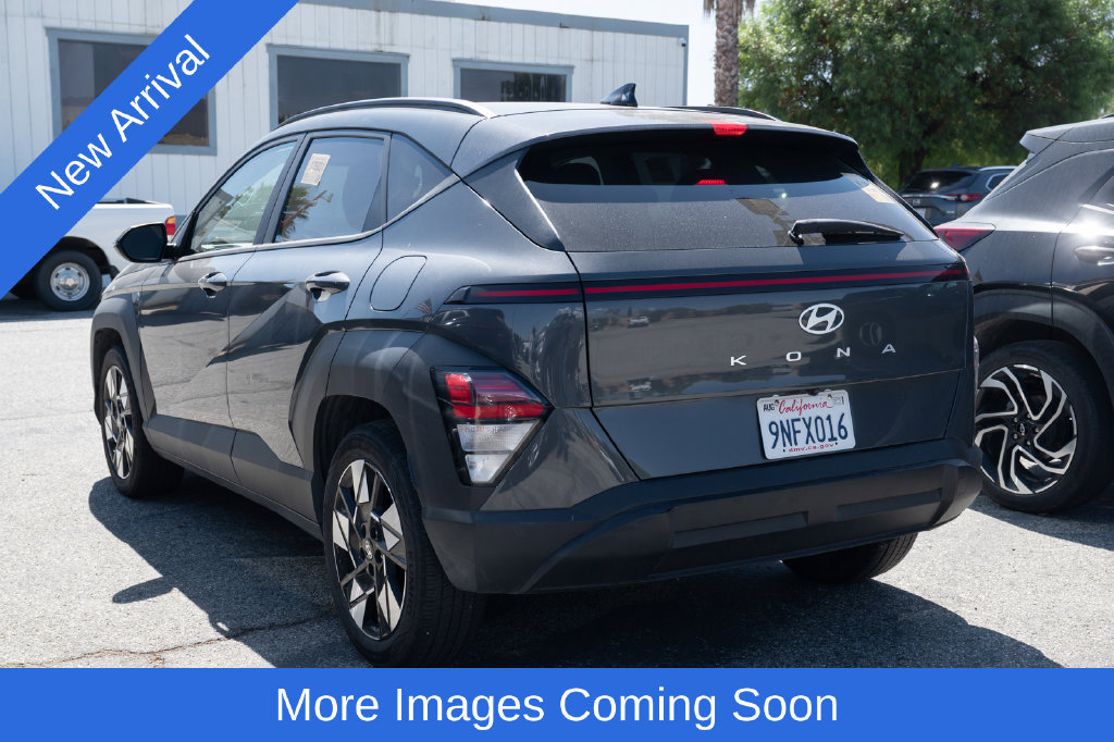 Used 2024 Hyundai Kona SEL FWD image 5