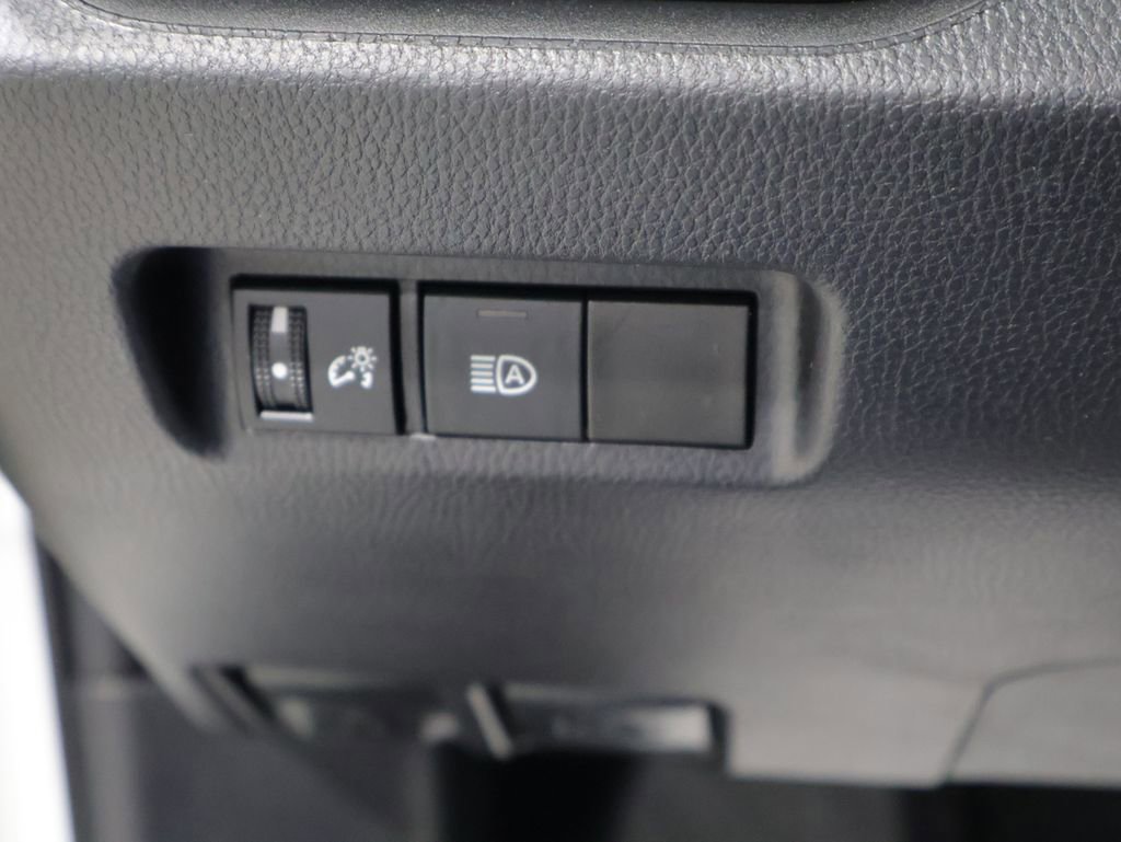Used 2023 Toyota RAV4 LE image 33