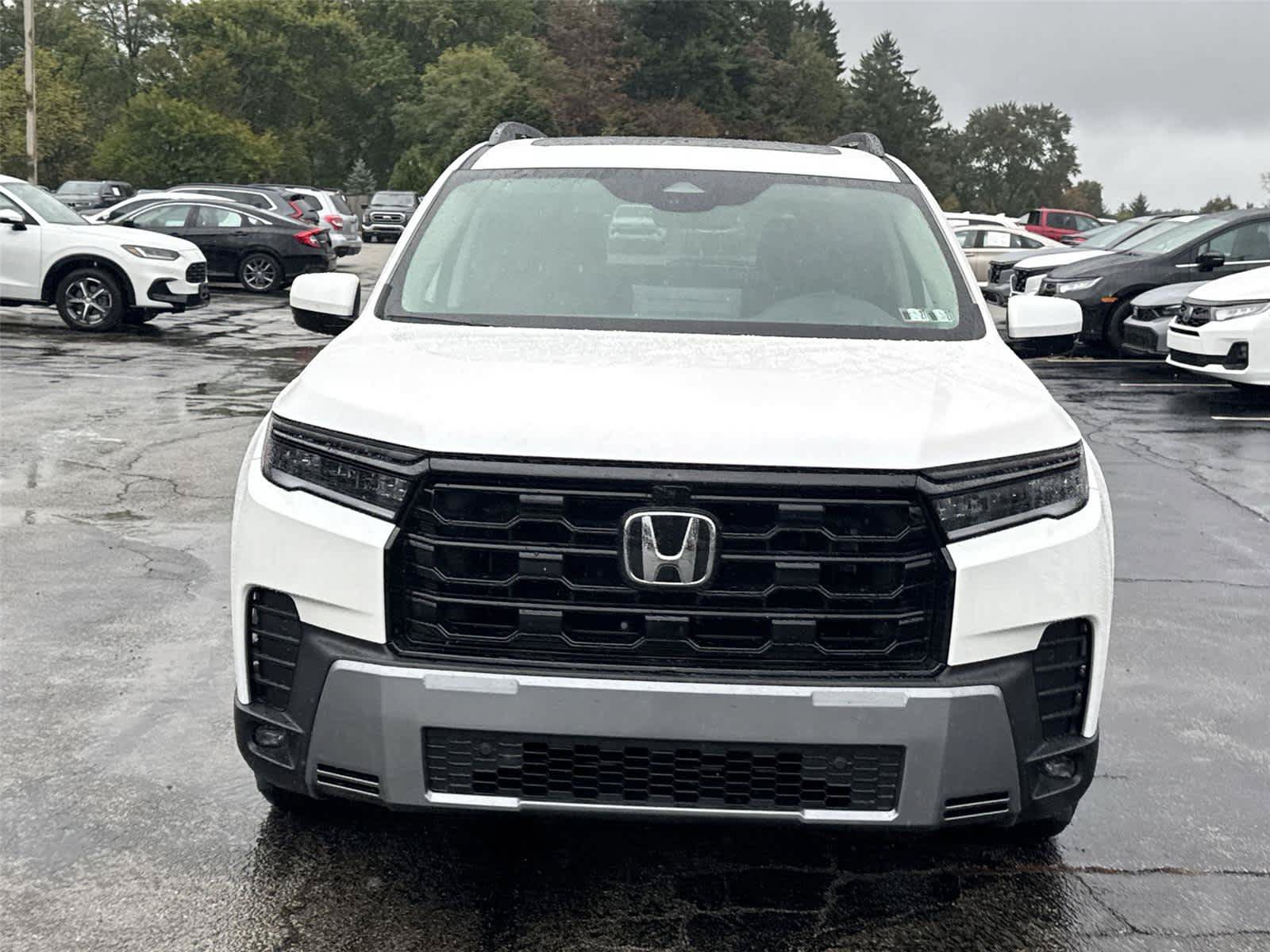 Used 2026 Honda Pilot Elite image 8