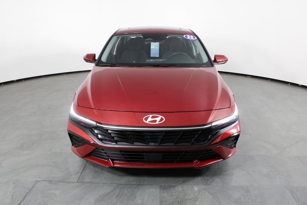 Certified 2025 Hyundai Elantra SEL image 12