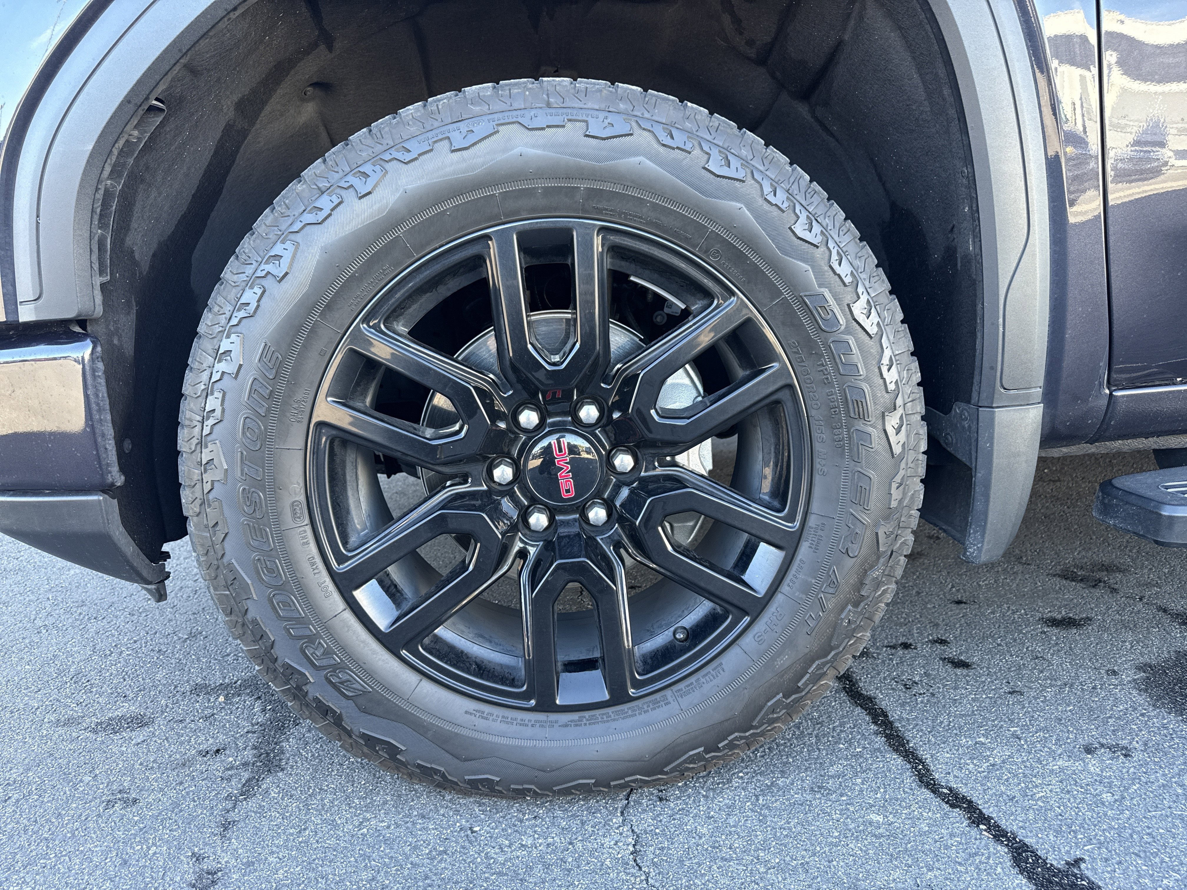 Used 2025 GMC Sierra 1500 Elevation image 6