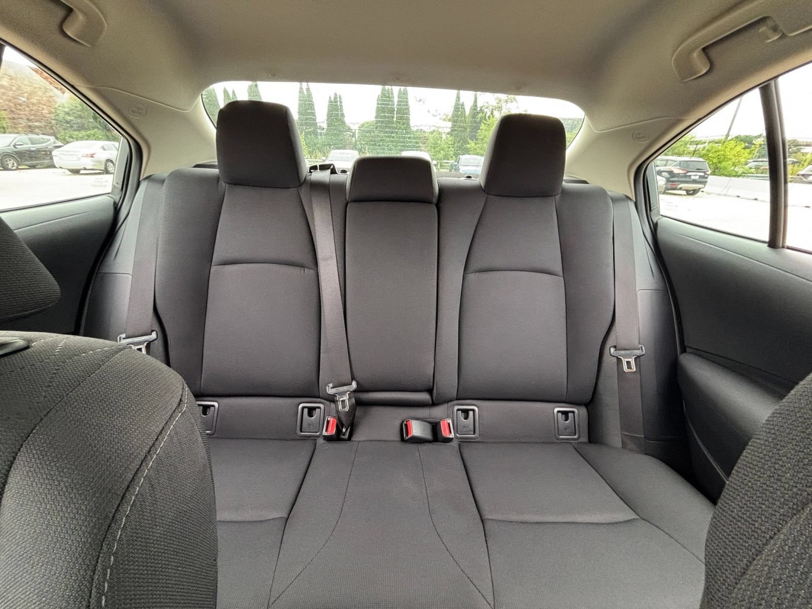 Used 2025 Toyota Corolla LE FWD image 36