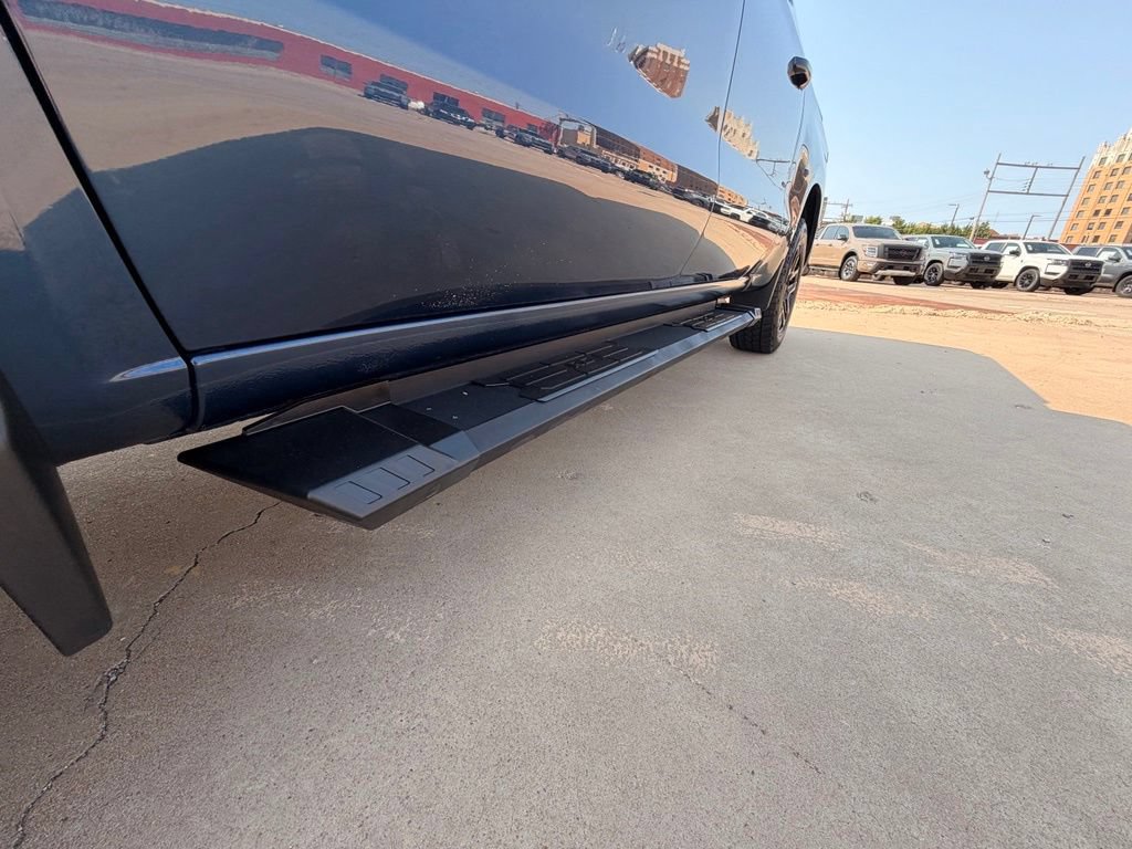 Used 2022 Chevrolet Silverado 1500 RST AWD/4WD image 14