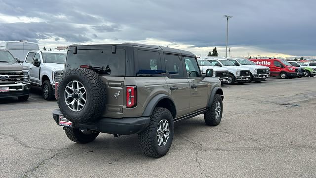 Used 2025 Ford Bronco Badlands image 3