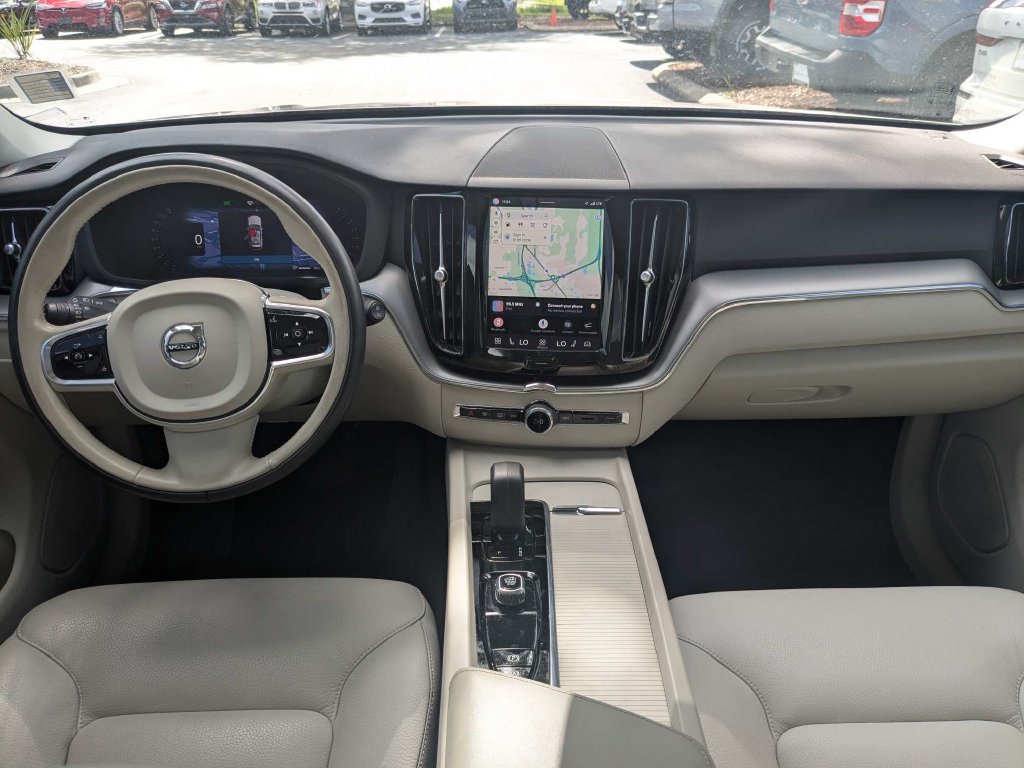 Certified 2024 Volvo XC60 B5 Core AWD/4WD image 19