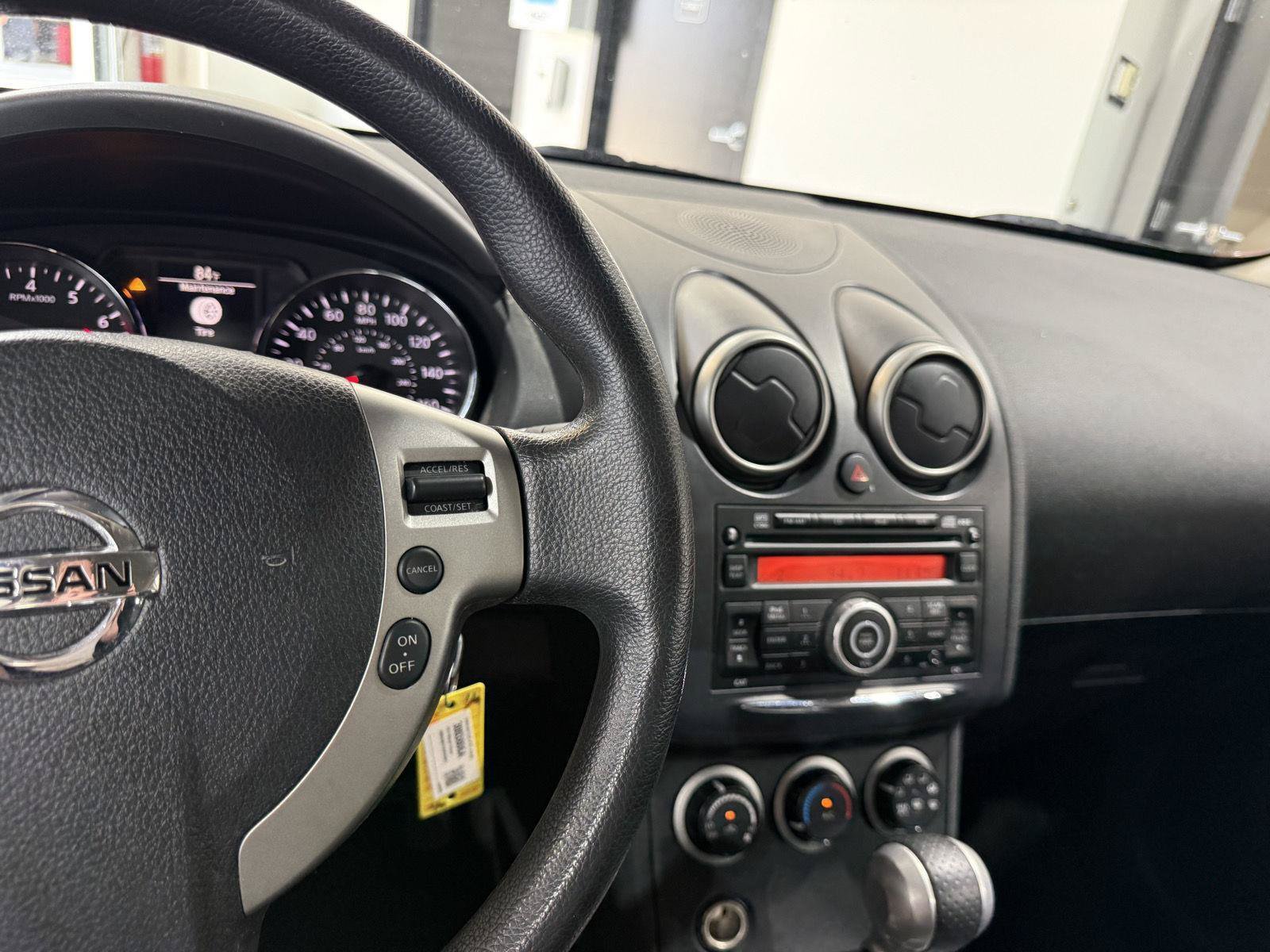 Used 2013 Nissan Rogue S FWD image 14