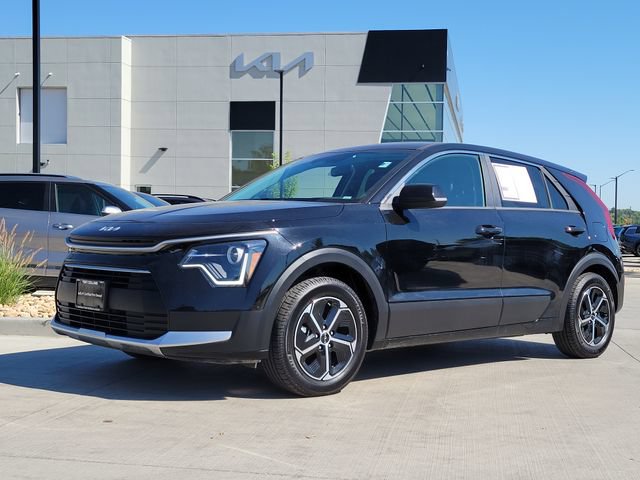 Certified 2023 Kia Niro LX