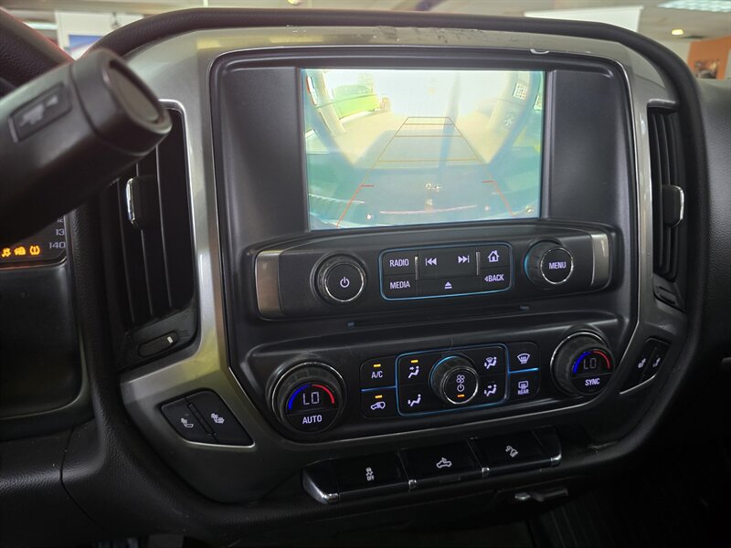 Used 2018 Chevrolet Silverado 1500 LT w/ All Star Edition AWD/4WD image 21