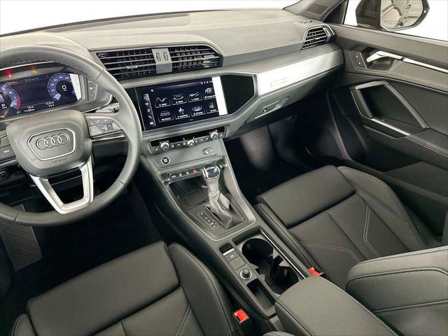 Certified 2025 Audi Q3 2.0T Premium w/ Convenience Package AWD/4WD image 21