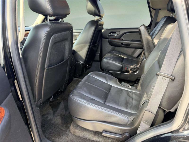 Used 2010 GMC Yukon SLT w/ Regional Value Package image 29