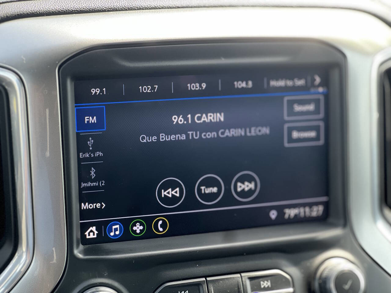 Used 2022 Chevrolet Silverado 1500 LT image 36