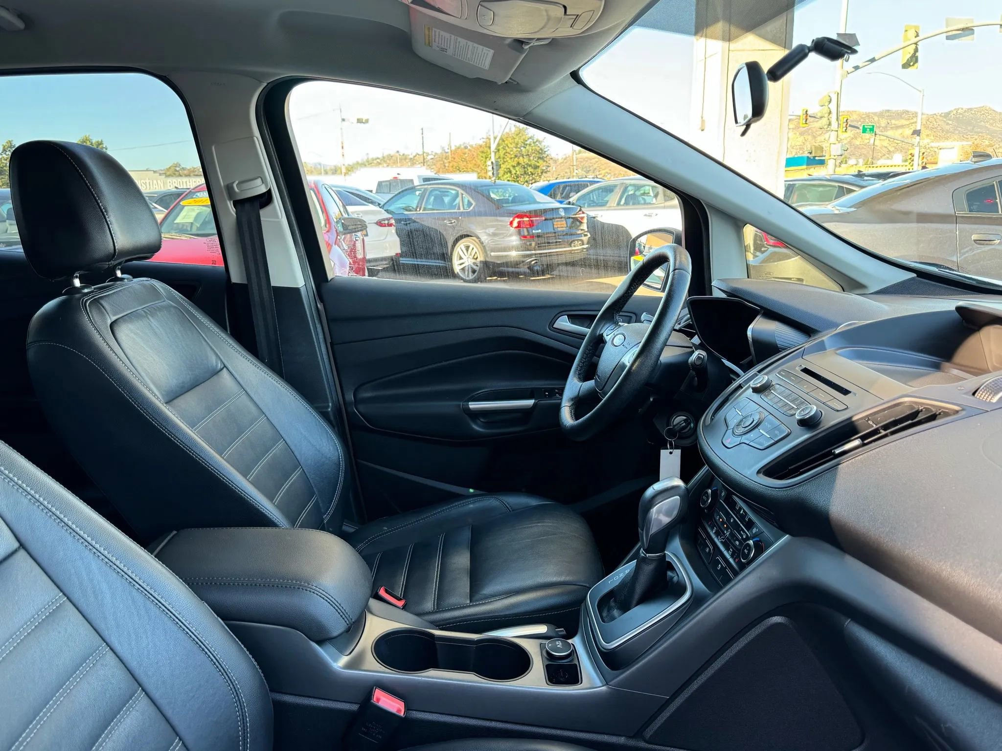 Used 2017 Ford C-MAX Energi SE w/ Equipment Group 402A image 35